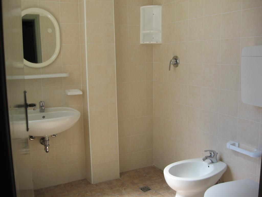 Hotel Eleonora Rimini Værelse billede