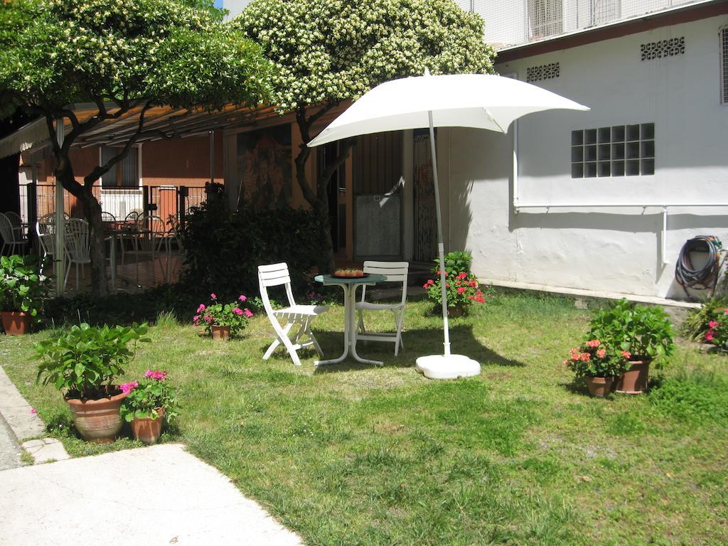 Hotel Eleonora Rimini Eksteriør billede